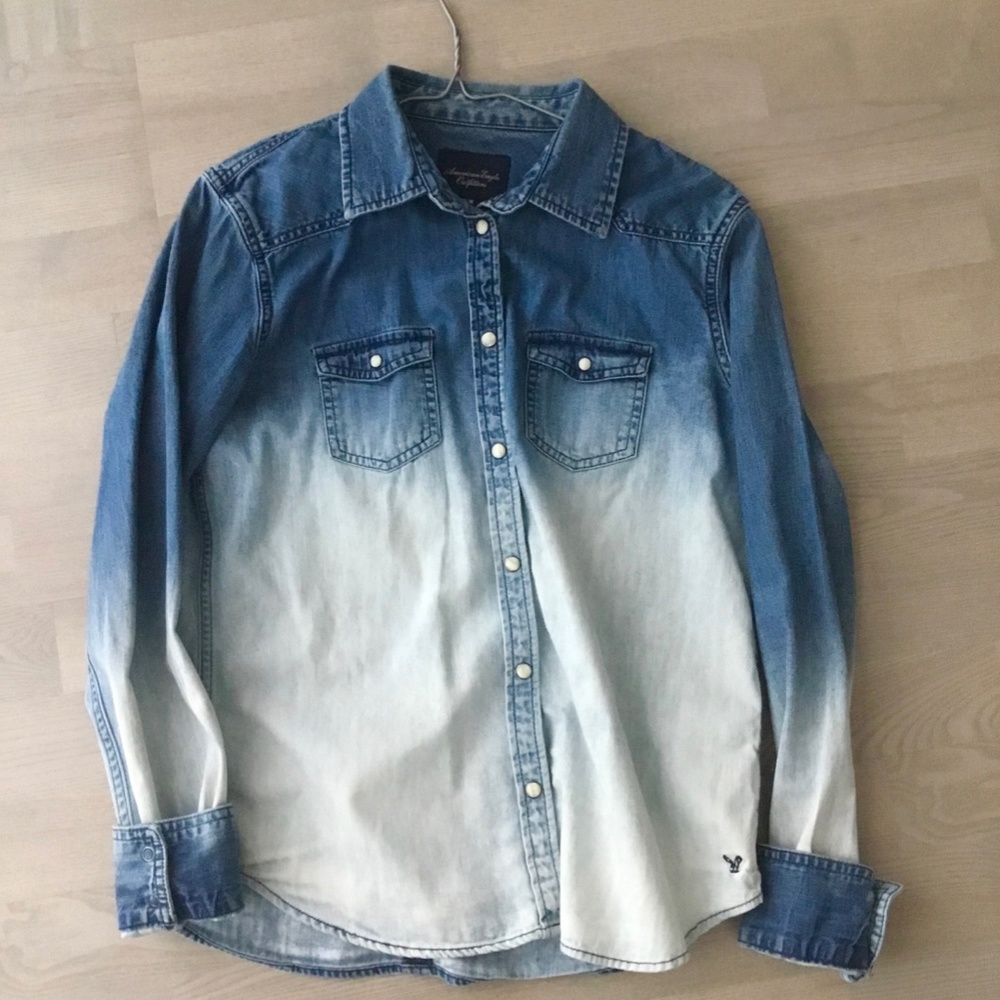 American Eagle Cotton Ombre Gradient Navy and White Denim Shirt